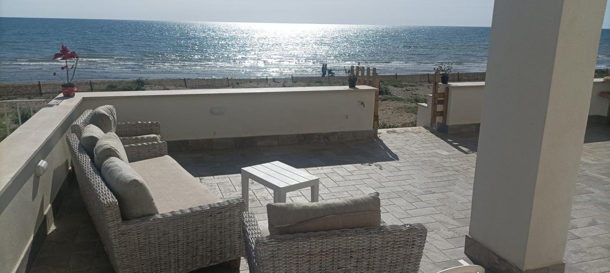 The Suite On The Beach Torvaianica Exterior foto