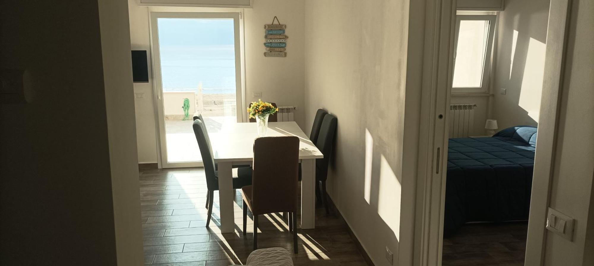 The Suite On The Beach Torvaianica Exterior foto