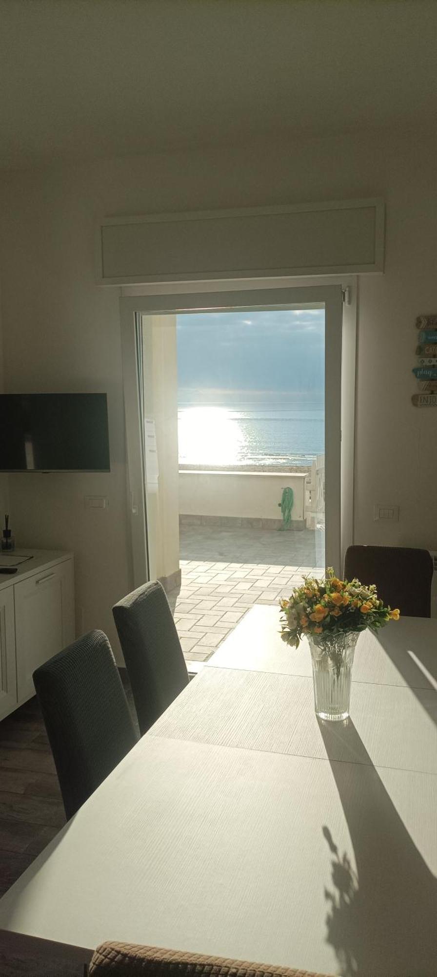 The Suite On The Beach Torvaianica Exterior foto